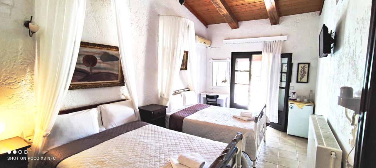 Keramos Otel Zarós Dış mekan fotoğraf