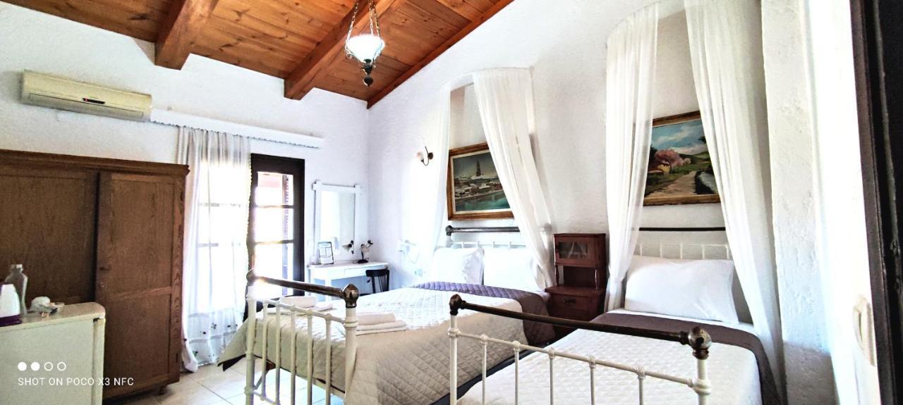 Keramos Otel Zarós Dış mekan fotoğraf