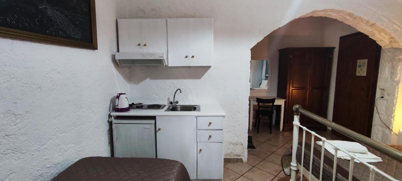 Keramos Otel Zarós Dış mekan fotoğraf