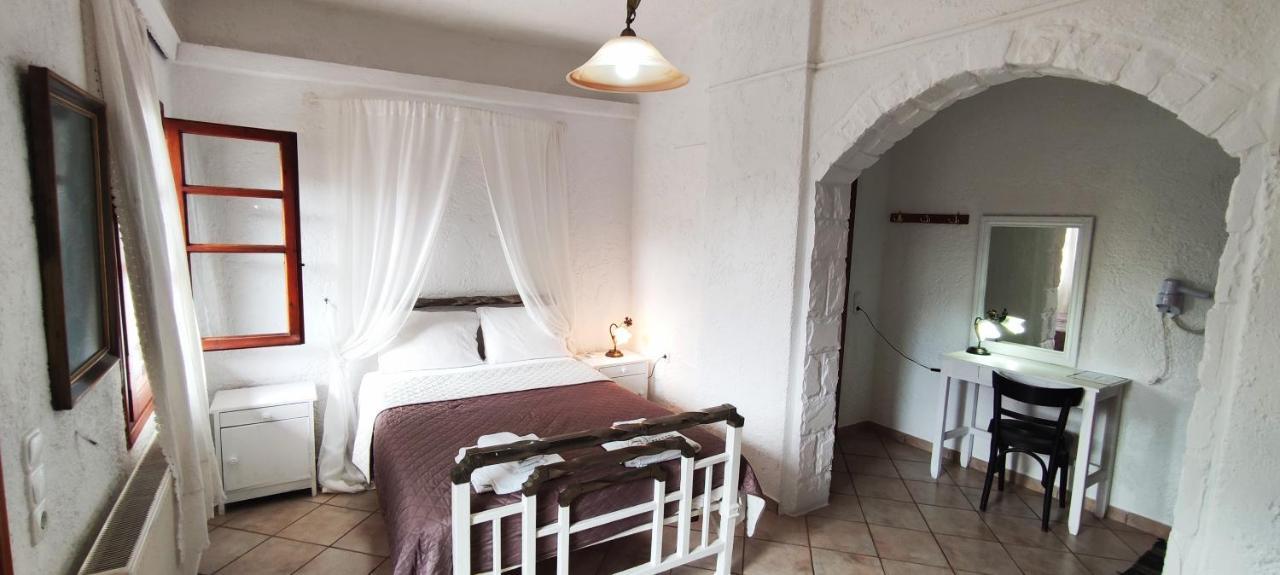 Keramos Otel Zarós Dış mekan fotoğraf