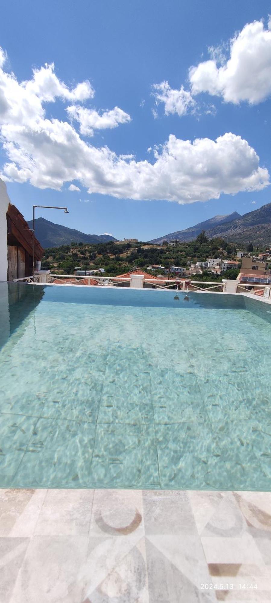 Keramos Otel Zarós Dış mekan fotoğraf