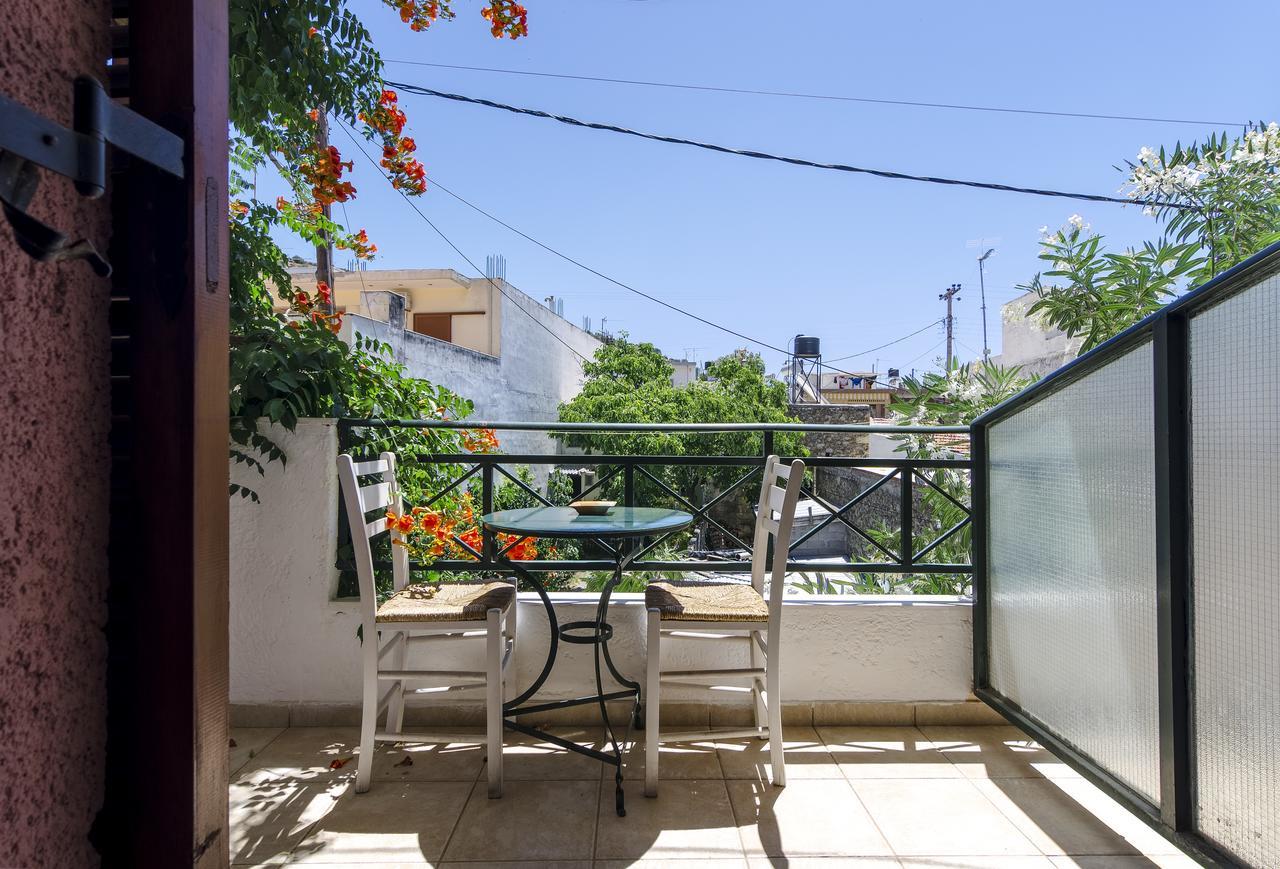 Keramos Otel Zarós Dış mekan fotoğraf