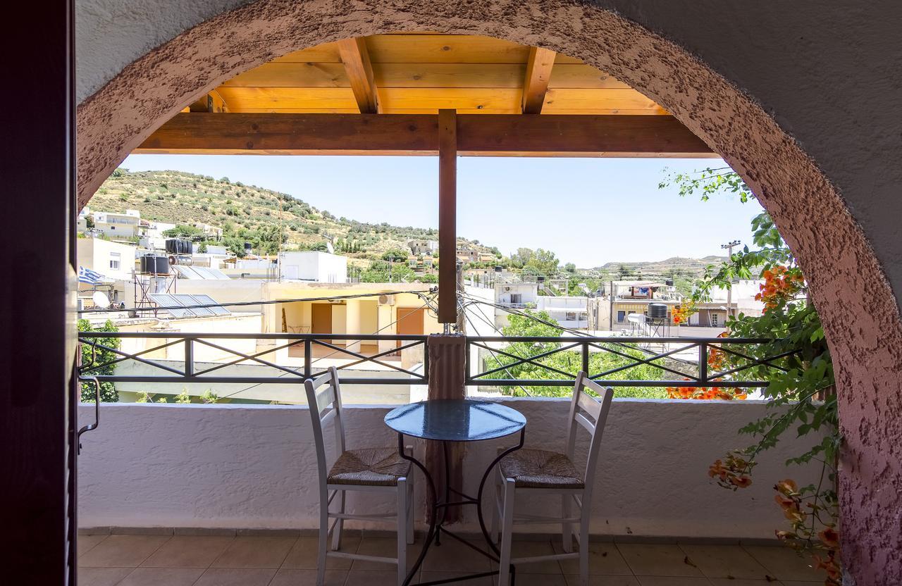 Keramos Otel Zarós Dış mekan fotoğraf